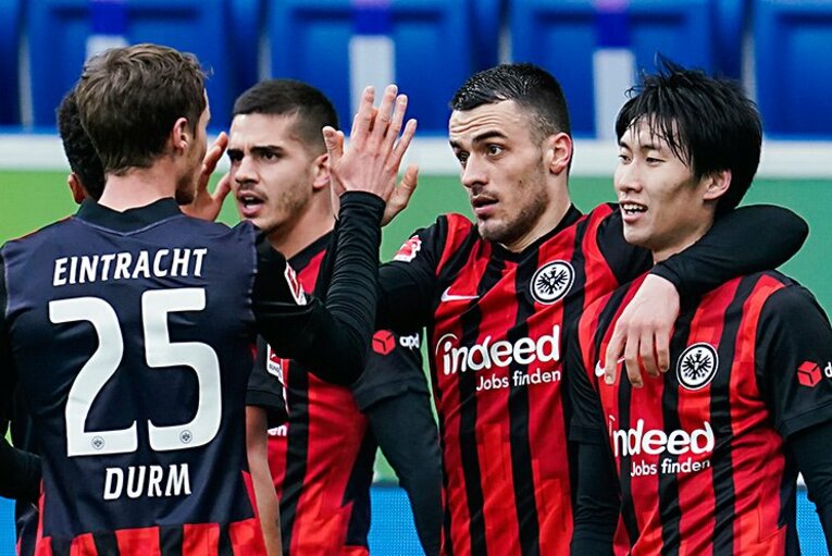 鎌田が活躍するかどうかが、チームのCL出場権獲得に直結するのは間違いない©Getty Images