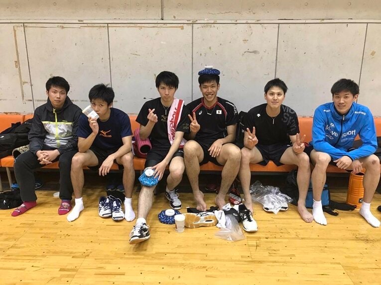 中央大メンバーと（写真/武智選手提供）