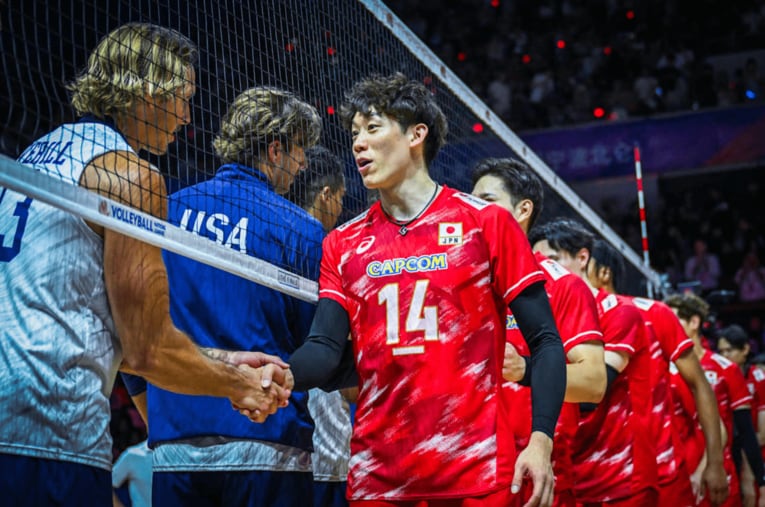 アメリカに敗れ、決勝進出を逃した日本代表　©︎Volleyball World