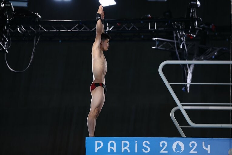 パリ五輪で銀メダルを獲得した玉井陸斗　©JMPA