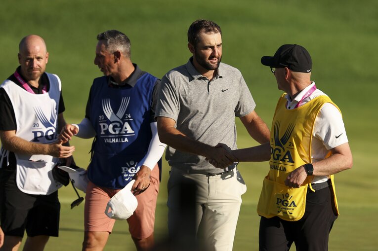 8位タイでフィニッシュしたシェフラー。大会を終えた時は安堵の表情を浮かべていた　©︎Getty Imagse