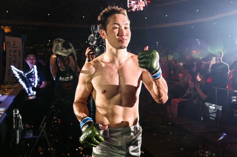 朝倉未来は「2-1」のスプリット判定を制してクレベル・コイケへのリベンジに成功。クレベルが語ったように、判定に“疑いの余地”はあったのか ／ photograph by RIZIN FF Susumu Nagao