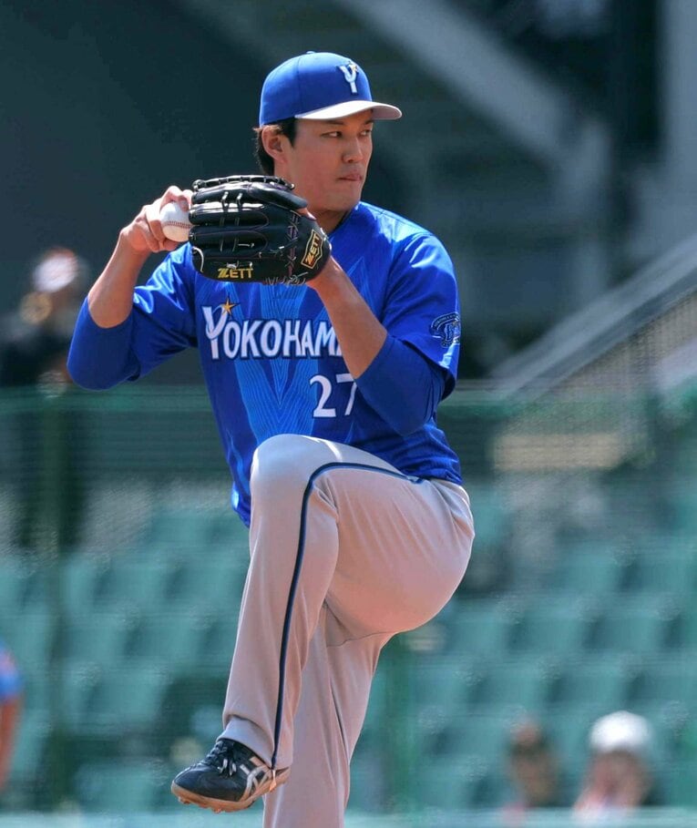 ファームリーグで投球する藤浪晋太郎（今年5月撮影）　©KYODO