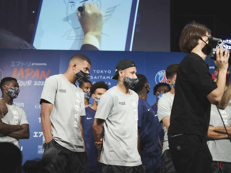 7月19日のレセプションパーティーには『キャプテン翼』の高橋陽一先生も登場　©Yuki Suenaga