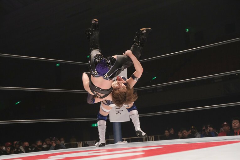 「うざってえヤツ（苦笑）」安納サオリとスターライト・キッド、名勝負の裏にあったライバル関係…「意地とこだわり」が詰まった17分42秒(25)