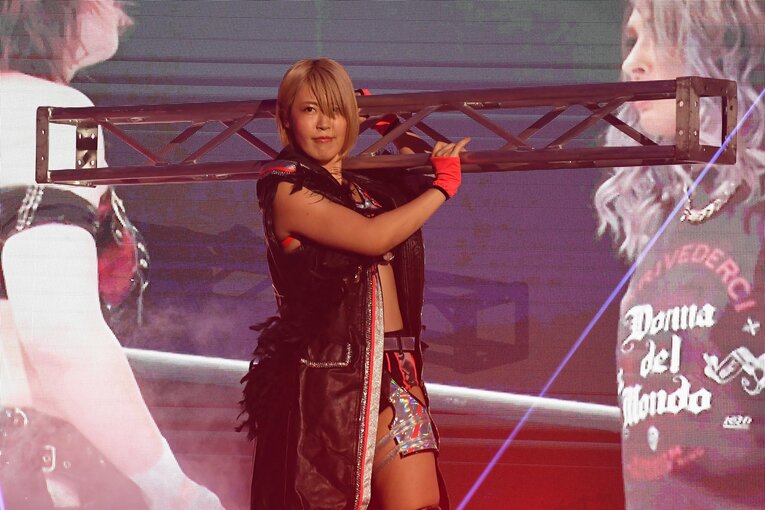 7月23日、鈴季すず＆世羅りさ組（プロミネンス）とのハードコアマッチに挑んだ桜井まい