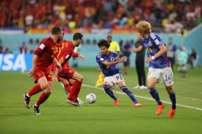 0.01mmを信じた男・三笘薫　©JMPA