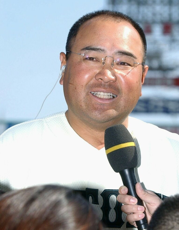 2002年にセンバツ優勝も果たした報徳学園の永田監督。そのキャリアの原点となったのが1995年の阪神大震災だった　©JIJI PRESS