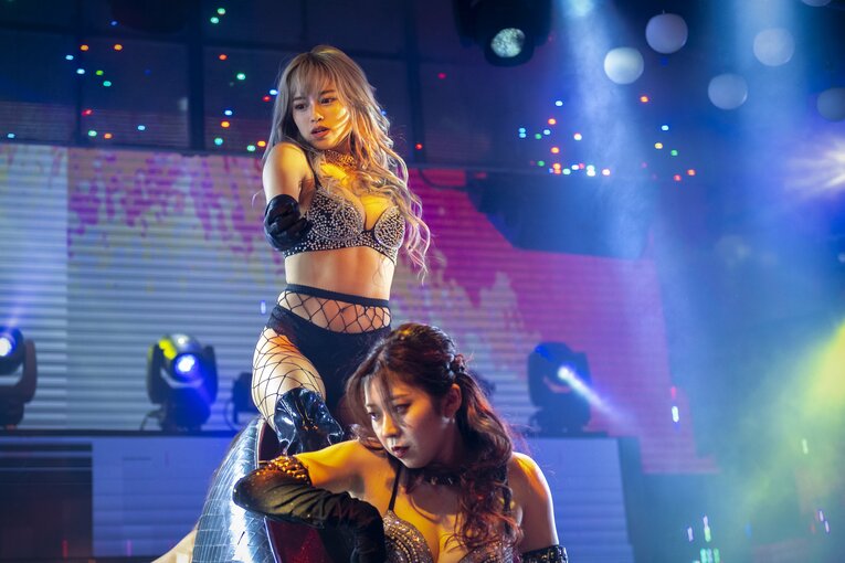 ソウル大学卒という経歴を持ち、バーレスク東京ではセンターダンサーとしても活躍するラムさん　©Takuya Sugiyama