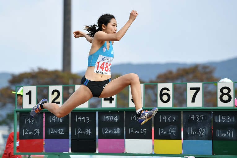 クリア夫人の筑波大学時代。三段跳びで陸上日本選手権にも出場　©AFLO