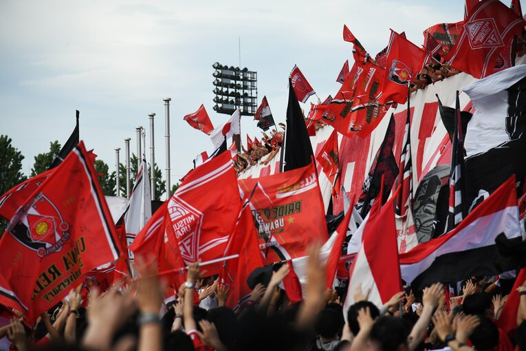 バス入り後の応援の様子