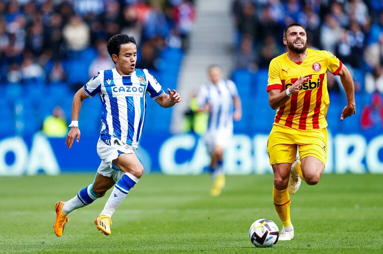 久保建英PK獲得＋シルバに絶妙アシストもドローに落胆　だが翌朝「クボ表紙の新聞」を持った地元のおじさんが…カメラマンは見た(64)