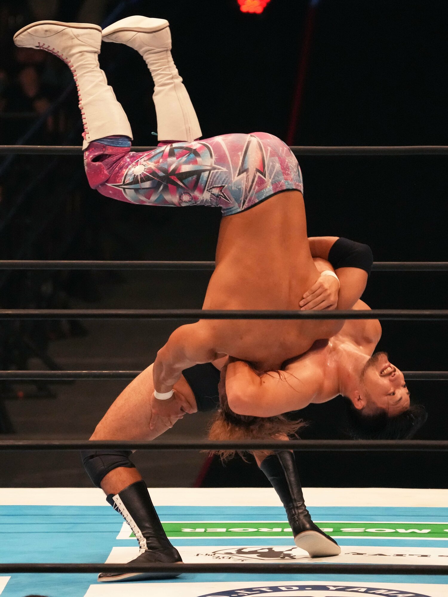 成田蓮のハーフネルソン・スープレックス