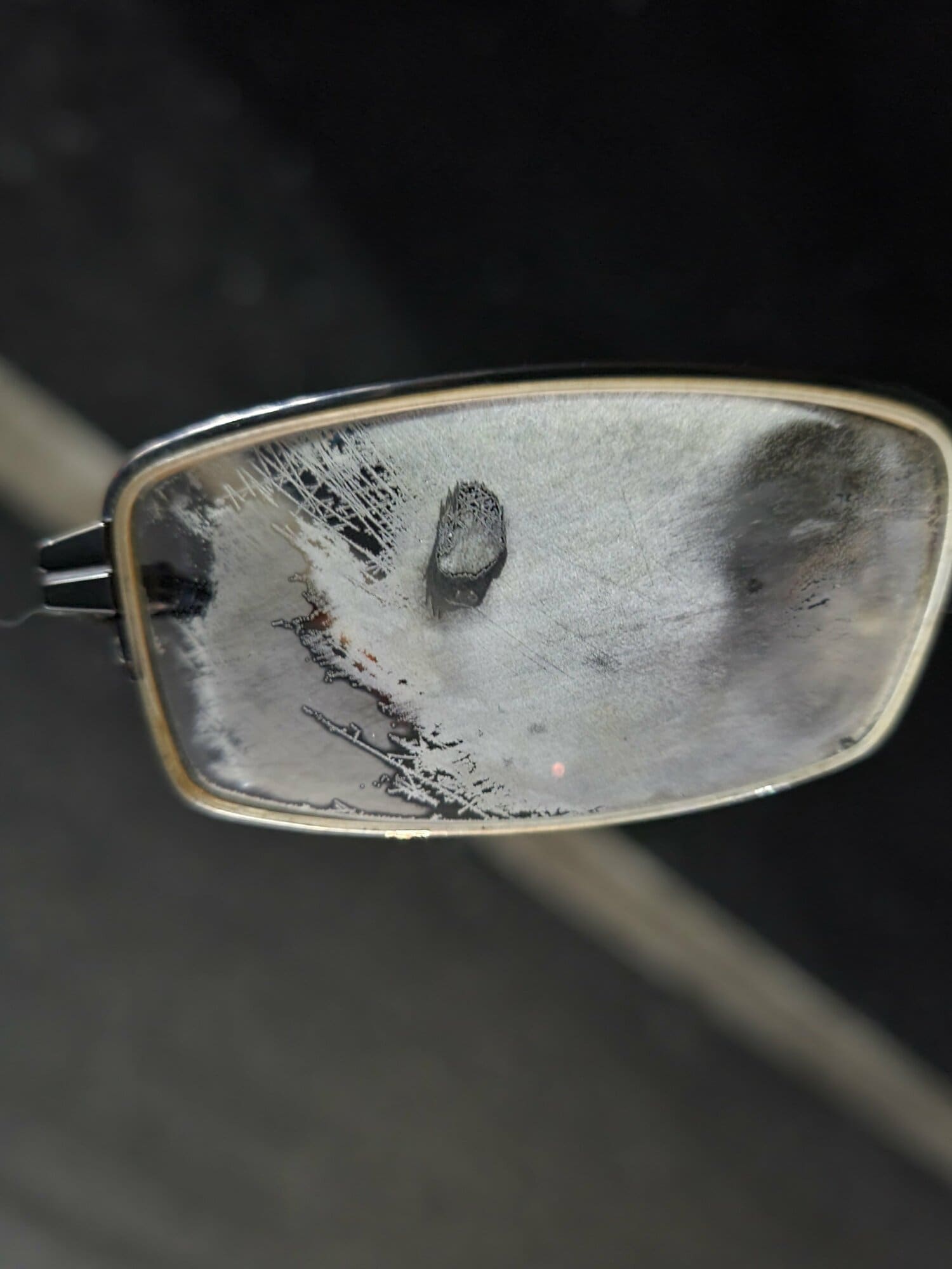 14年前とは“気温”も違った。メガネが凍ってしまうほどの寒さ（筆者撮影）