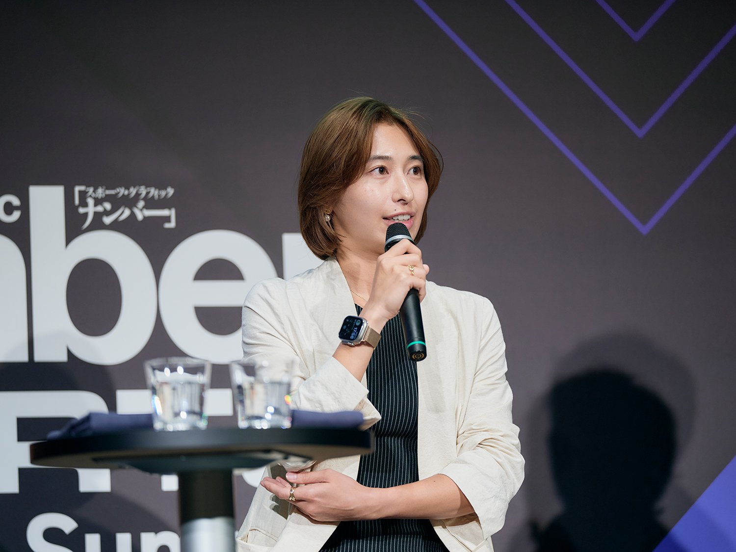 藤村美杏：2022年サニーサイドアップに入社。2024年より副業としてモデル・インフルエンサー活動を開始。現在はサニーサイドアップのPRディレクターとしてスポーツ関連案件のPR、インフルエンサーマーケティングを担当。その傍ら、自らもモデル・ランニングインフルエンサーとして活躍中。Instagram 16.4万フォロワー、TikTok 2.2万フォロワー
