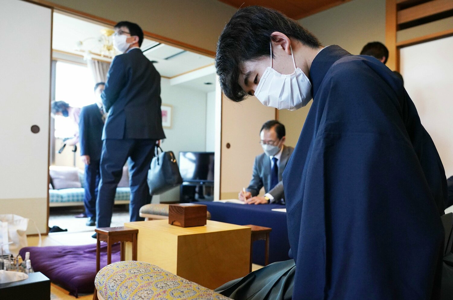 二度の千日手となった棋聖戦第1局（代表撮影）　©JIJI PRESS