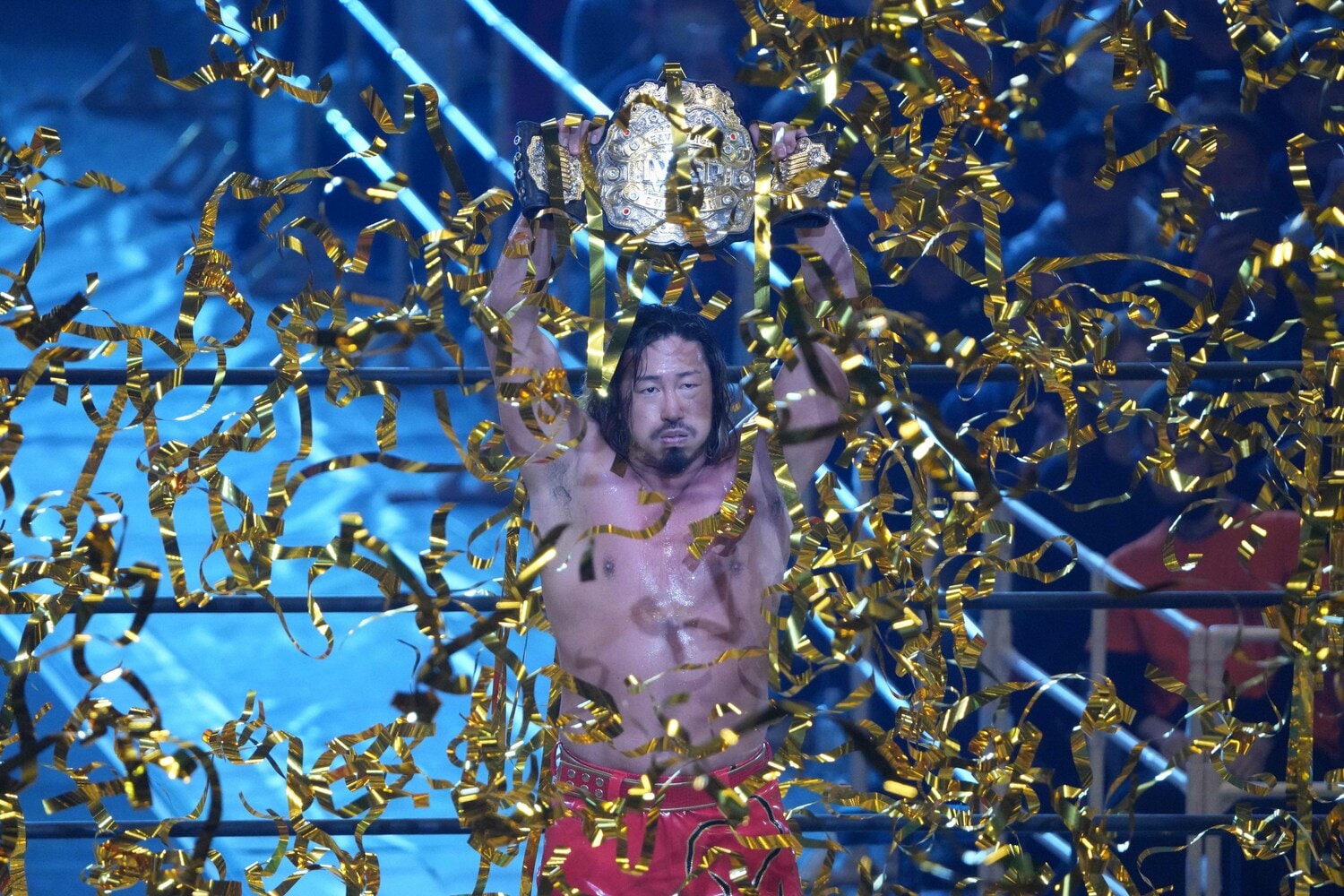 第87代IWGPヘビー級王者の辻陽太は初防衛に成功した。2月11日、エディオンアリーナ大阪　©Essei Hara