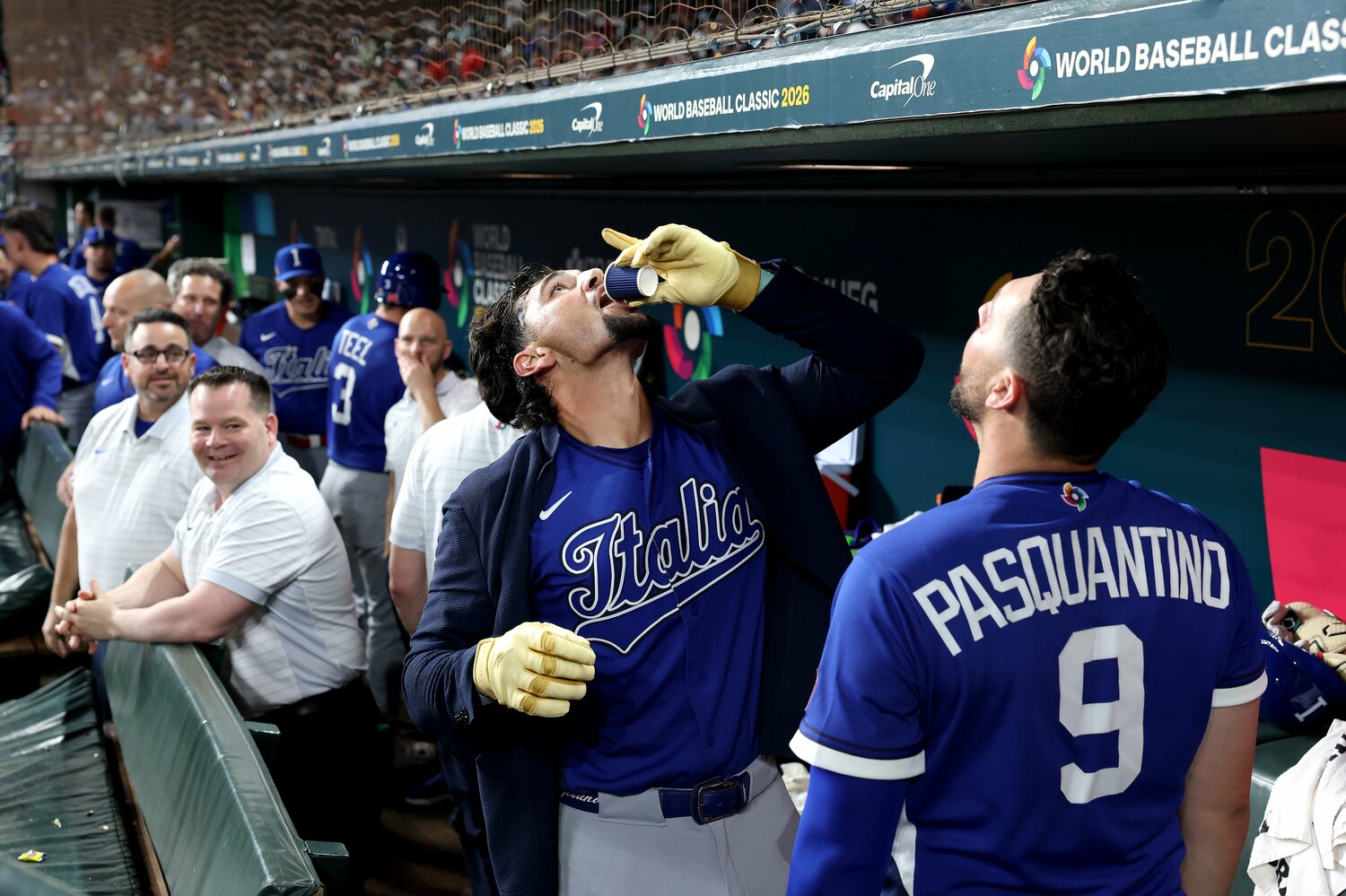 特大ホームラン後、特濃エスプレッソを一杯　©Getty Images