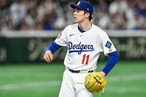 じつは2回にあった佐々木朗希の“異変”「肩で大きく息を…」ドジャース初登板で起きた“押し出し四球”までの異様な緊張感…記者が見た全真相