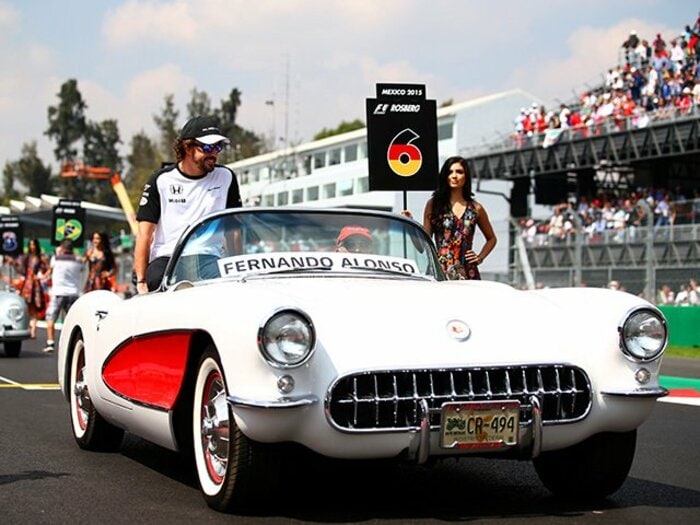 0周リタイアでもアロンソは満足!?メキシコGPで観客が起こした“奇跡”。＜Number Web＞ photograph by Getty Images