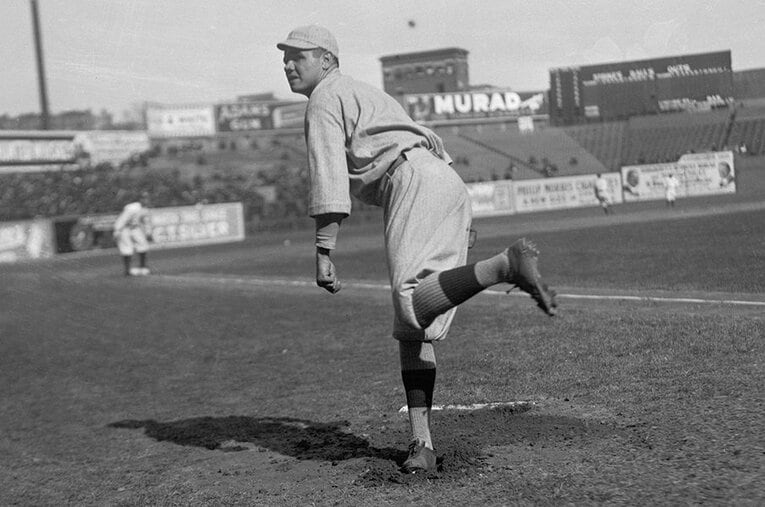 ベーブ・ルースの投球フォーム©Getty Images