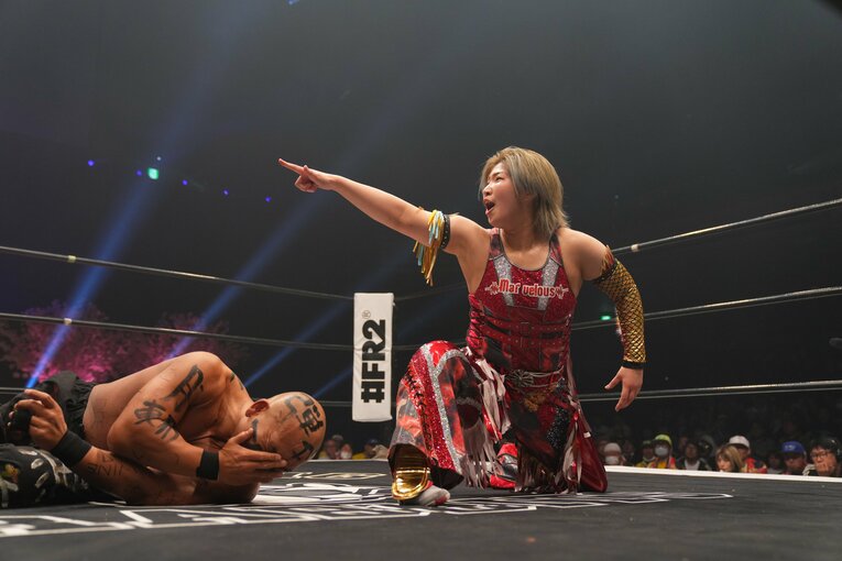 「お前、あの騒動があったのによく来たな」“今のプロレス批判”で炎上した前田日明に、ウナギ・サヤカがモノ申した真意「ぶん殴られようが…」(91)