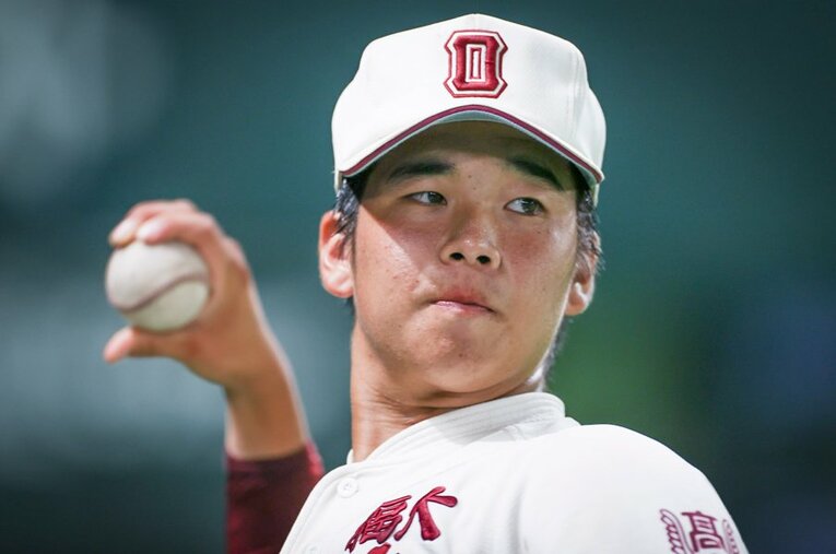 今シーズン目覚ましい活躍を見せるオリックス山下舜平大（21歳）。甲子園が中止となった高3の夏をどう過ごしていたのだろうか ／ photograph by 7044/AFLO