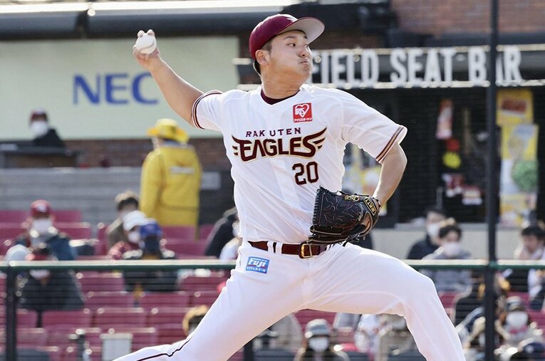 4月3日のオリックス戦5回から登板し、今季初勝利を挙げた楽天・安樂智大 ／ photograph by KYODO