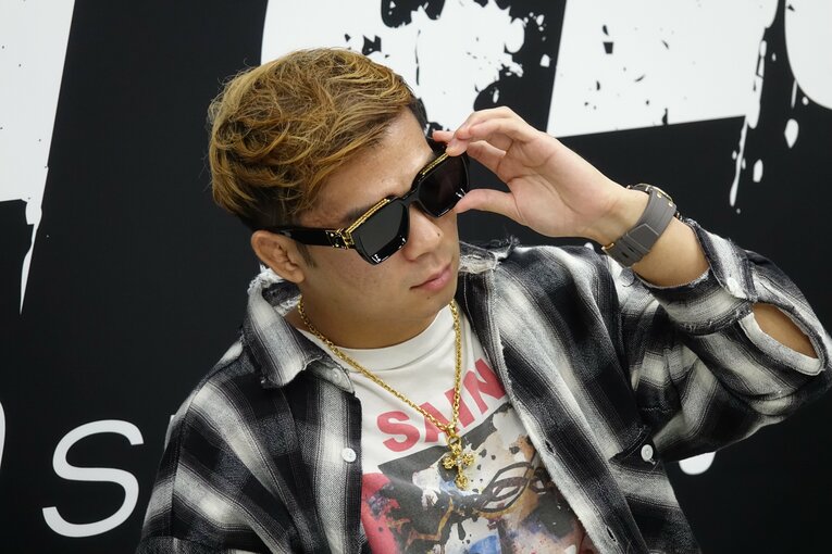 会見で朝倉未来への“挑発”の真意を明かしたYA-MAN　©Koji Fuse