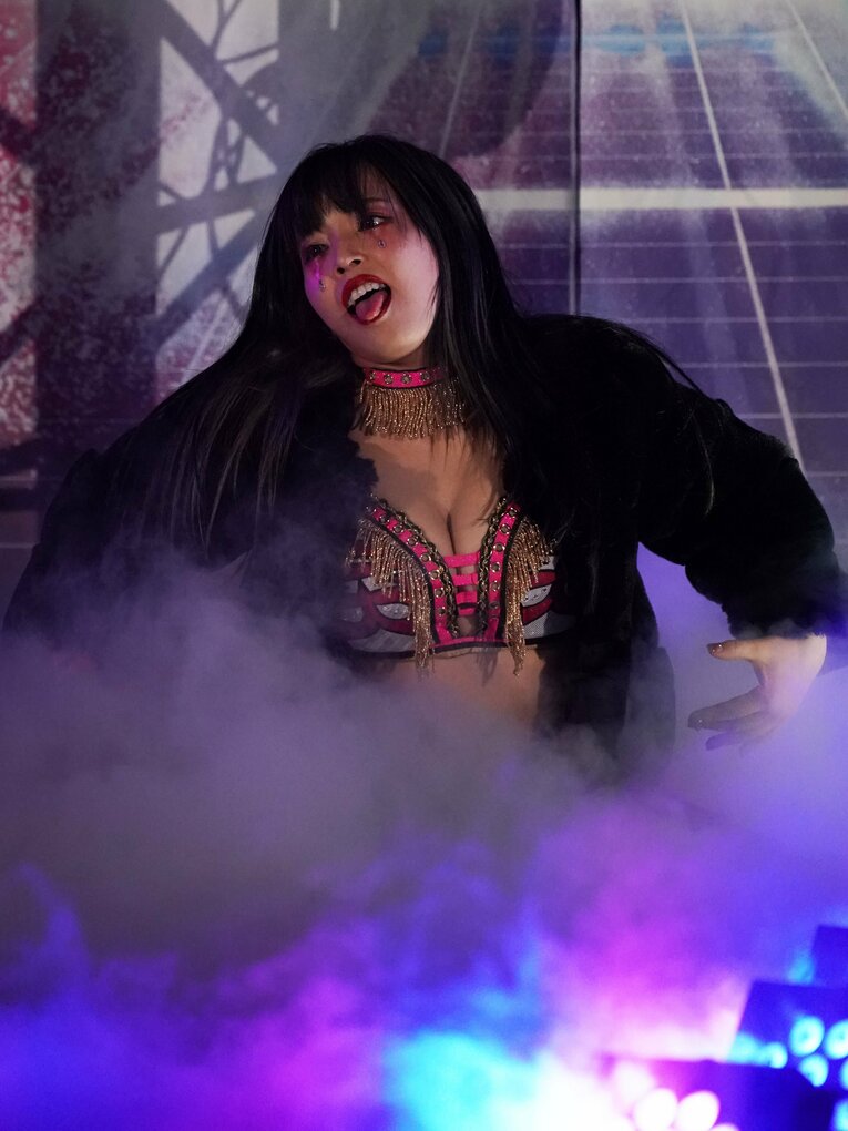 ファンから“鬼神ちゃんみな”と称された白川未奈の入場シーン