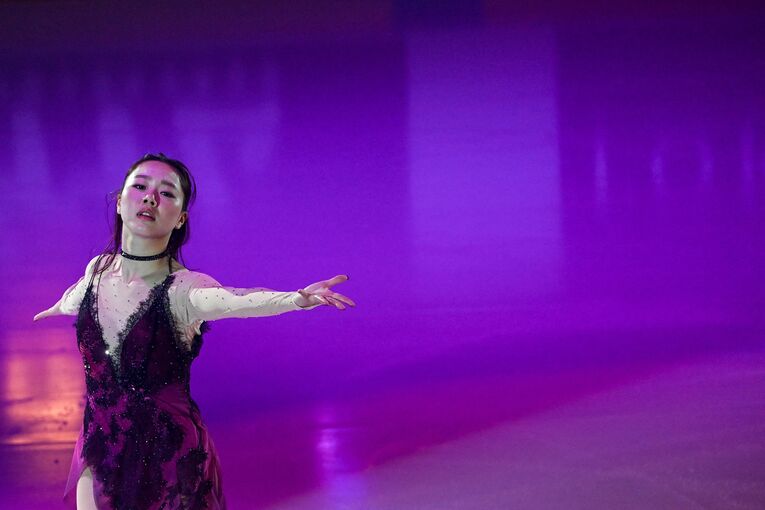 フランス杯エキシビションでの樋口の演技　©JIJI PRESS