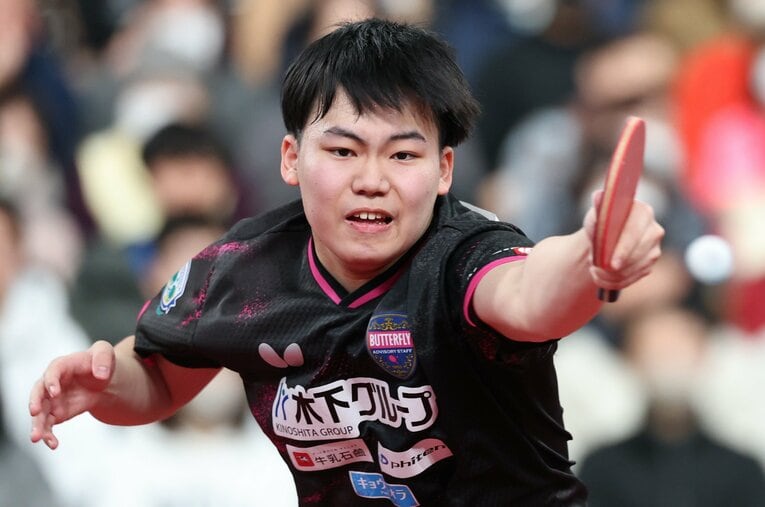 全日本選手権で張本智和、篠塚大登らを下して優勝を果たした松島輝空 ／ photograph by JIJI PRESS