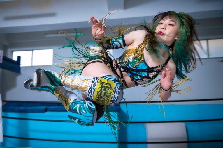 上谷沙弥「アイドルへの未練はなくなった」 元バイトAKBがスターダムで“本物のプロレスラー”になるまで《特別グラビア》(49)