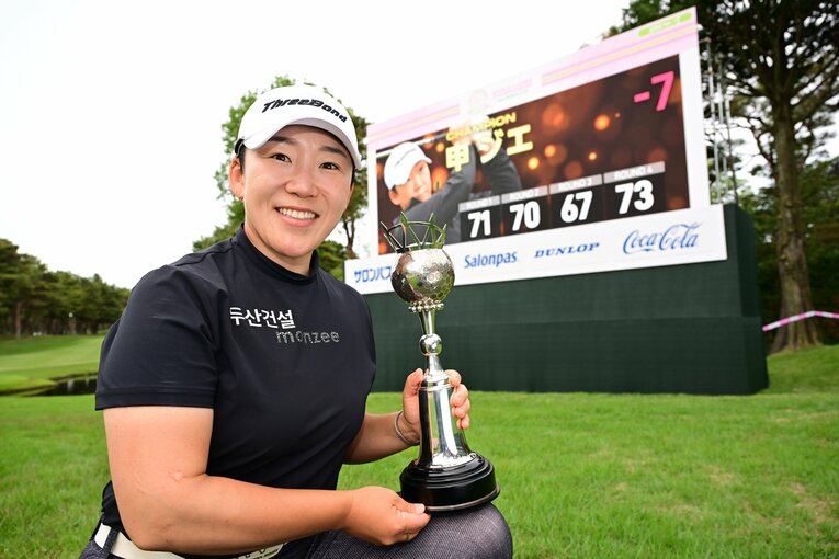 大会最年長優勝を飾った　©︎Atsushi Tomura/Getty Images