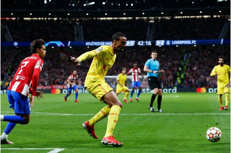 CLで南野拓実はベンチだったけど… 間近で笑うサラー、クロップvsシメオネを撮影したカメラマンが見た「名将の駆け引き」(27)