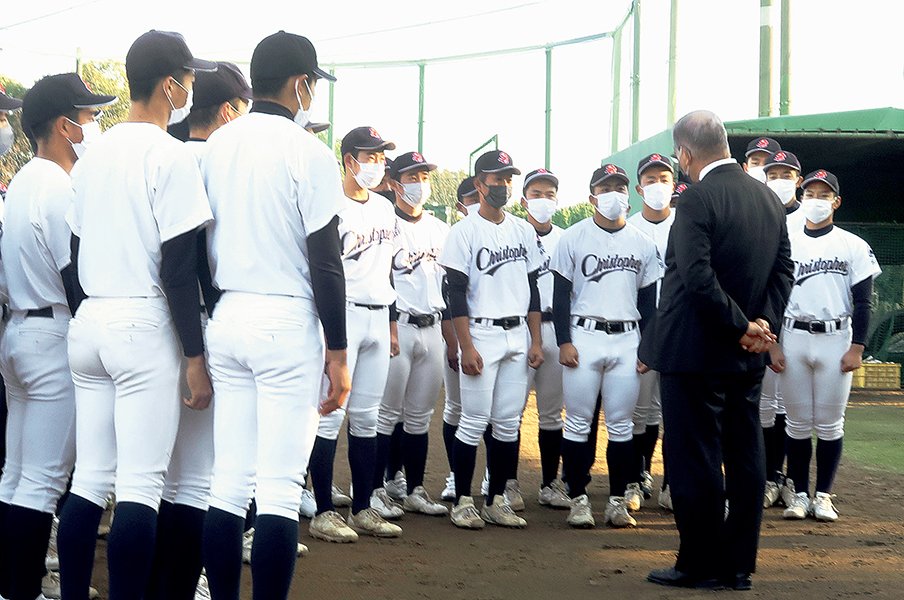 センバツ “聖隷クリストファー落選問題”、今も納得できない一番の理由…高野連・毎日新聞の「詳細な内容は公開に馴染まない」に指導者から異議続出<Number Web> photograph by KYODO