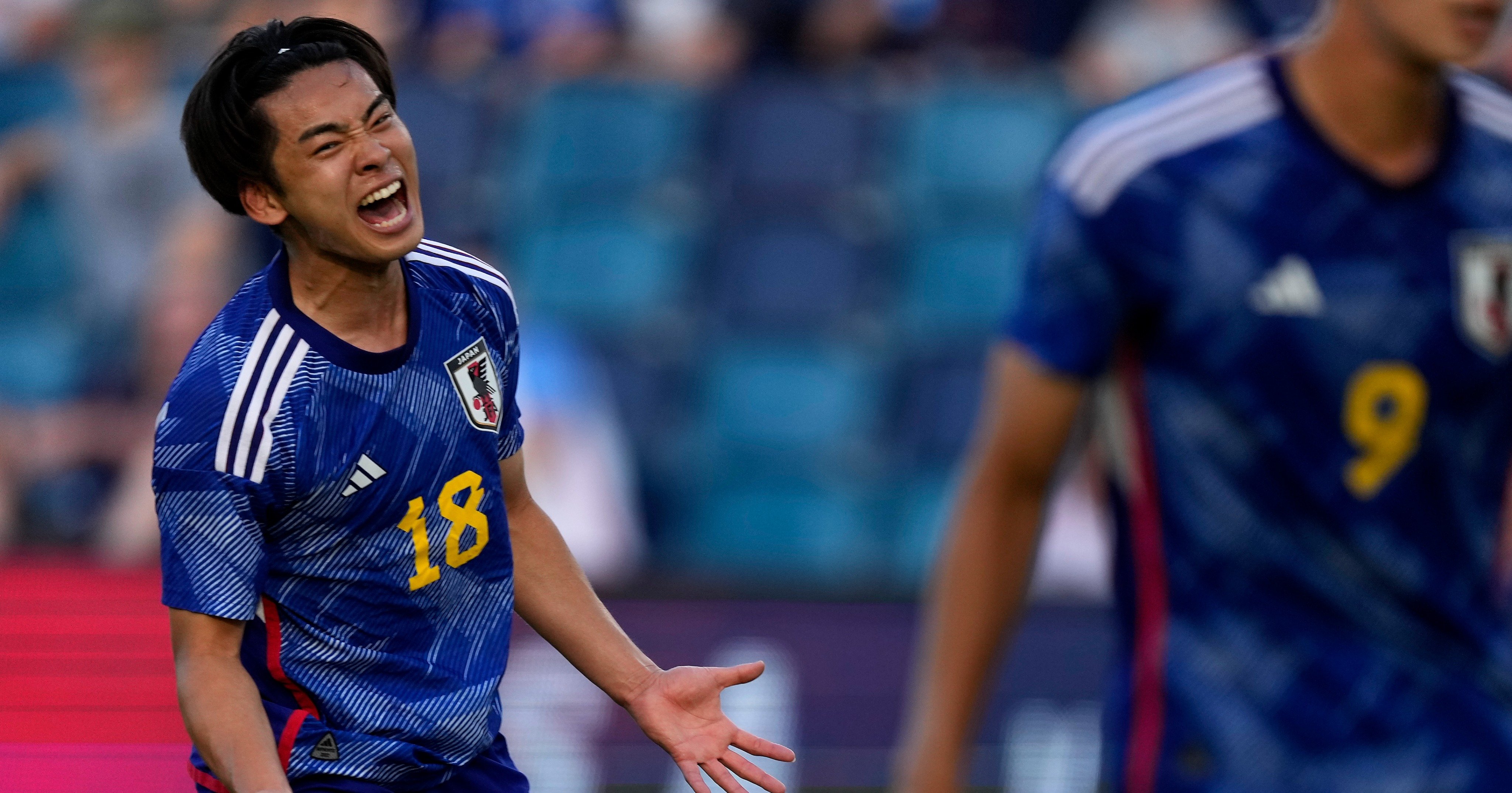 斉藤光毅選手 メモリアルグッズ』販売のお知らせ | 横浜FC