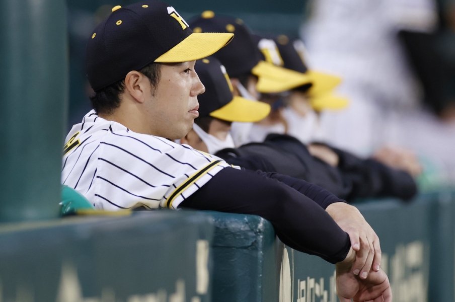 〈最大7ゲーム差をつけるも…〉阪神はなぜ優勝を逃したのか? 藪恵壹が指摘する「ヤクルトにあって阪神になかったもの」<Number Web> photograph by KYODO