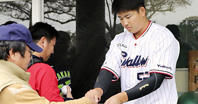 関根潤三と池山隆寛 を見た現gm 村上宗隆とヤクルト 我慢の系譜 4 4 プロ野球 Number Web ナンバー 関根潤三と池山隆寛 を見た現gm 村上宗隆とヤクルト 我慢の系譜 4 4 プロ野球 Number Web ナンバー