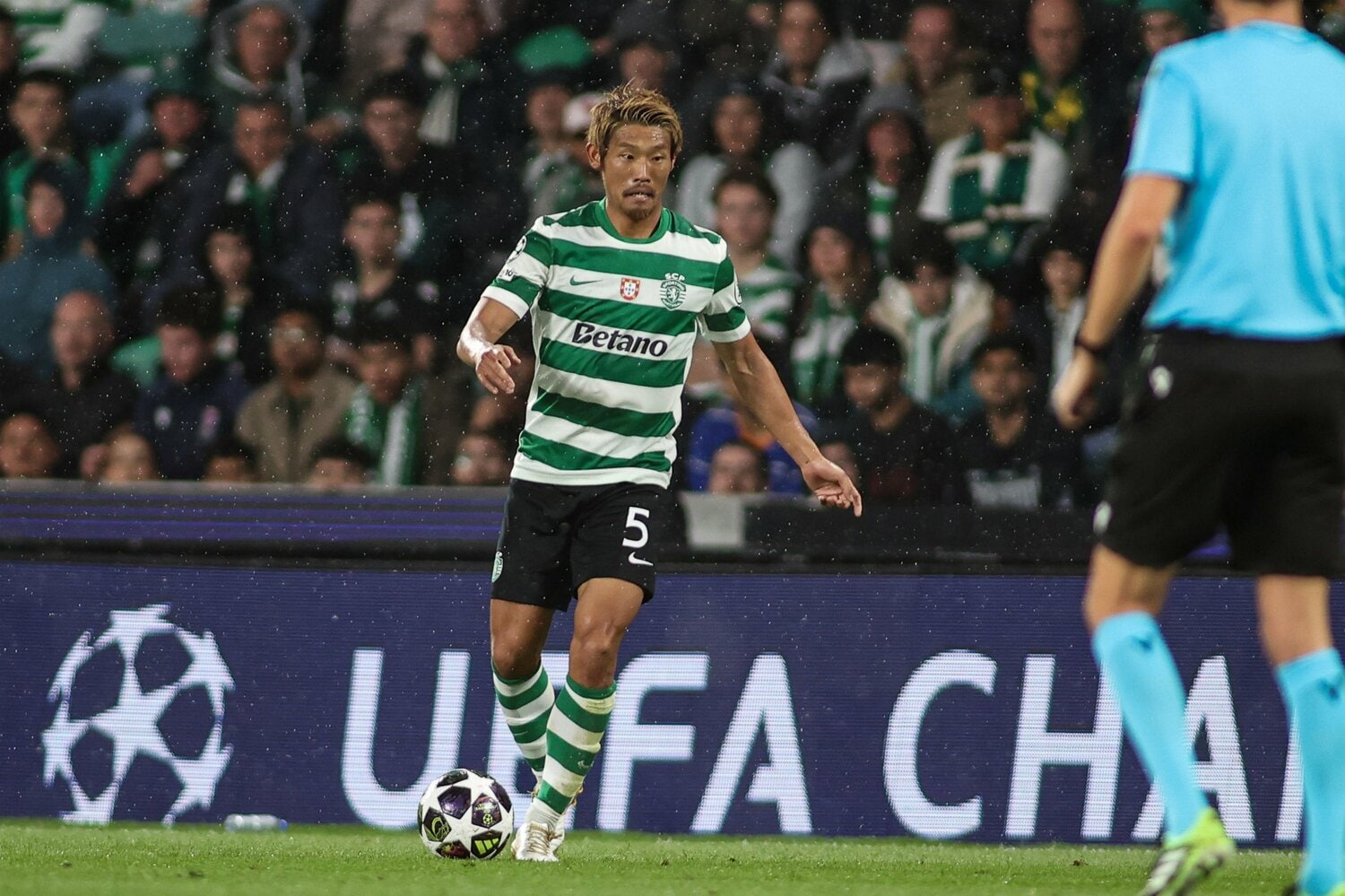 欧州CLでスポルティングの8強入りに貢献した守田英正　©Getty Images