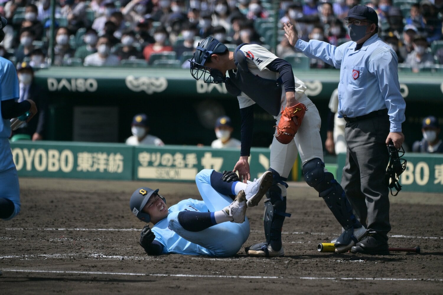 準決勝、5回の打席で死球を受けた山田陽翔 ©Hideki Sugiyama