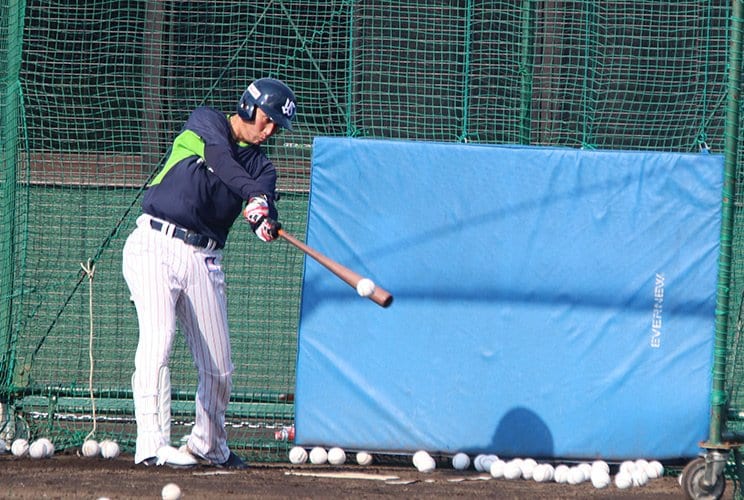 復活を期す2015年の首位打者・川端©Kou Hiroo