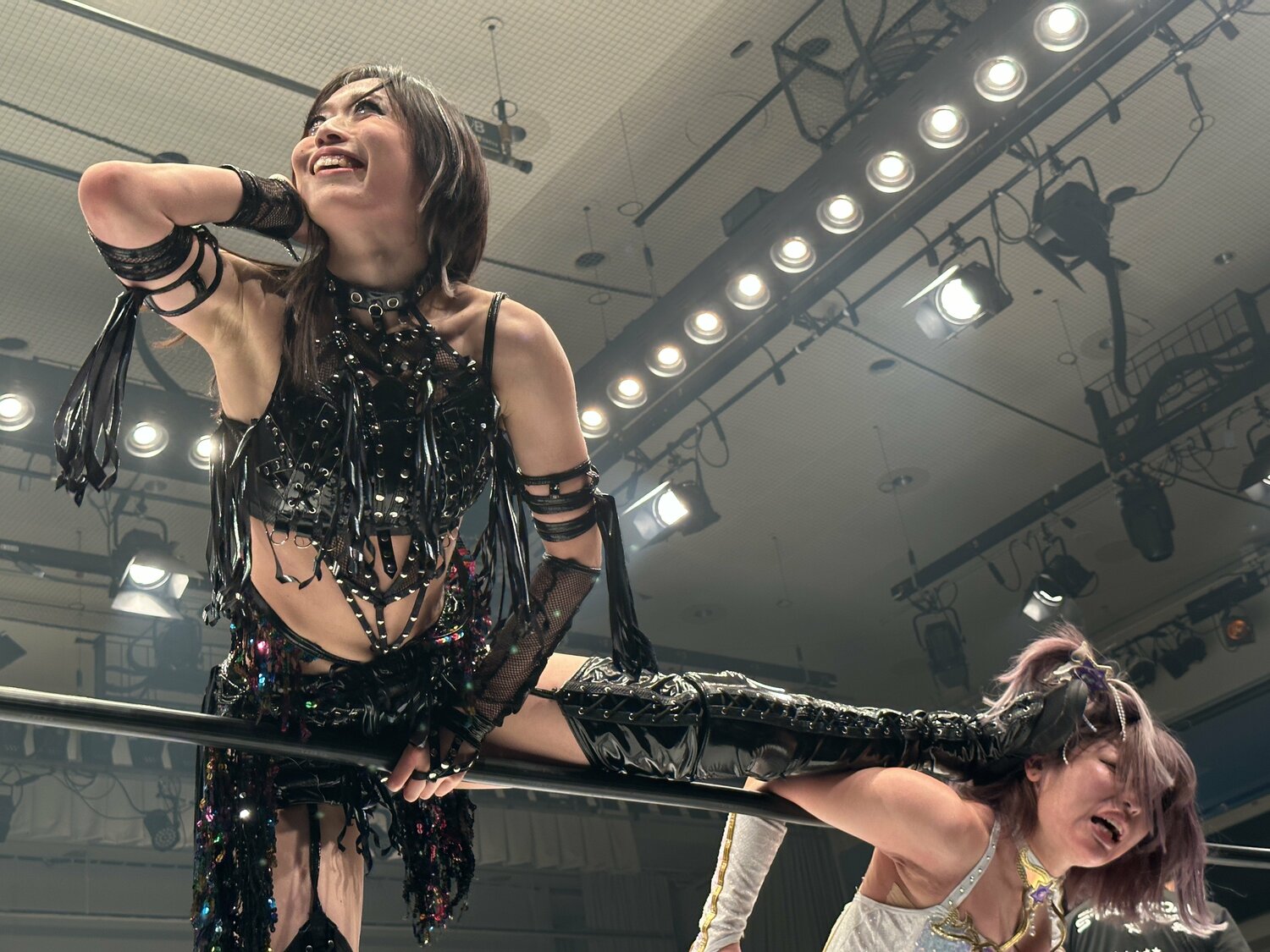 上谷とたむの“敗者退団マッチ”が行われた3月3日の後楽園ホールは超満員札止めに　©Norihiro Hashimoto