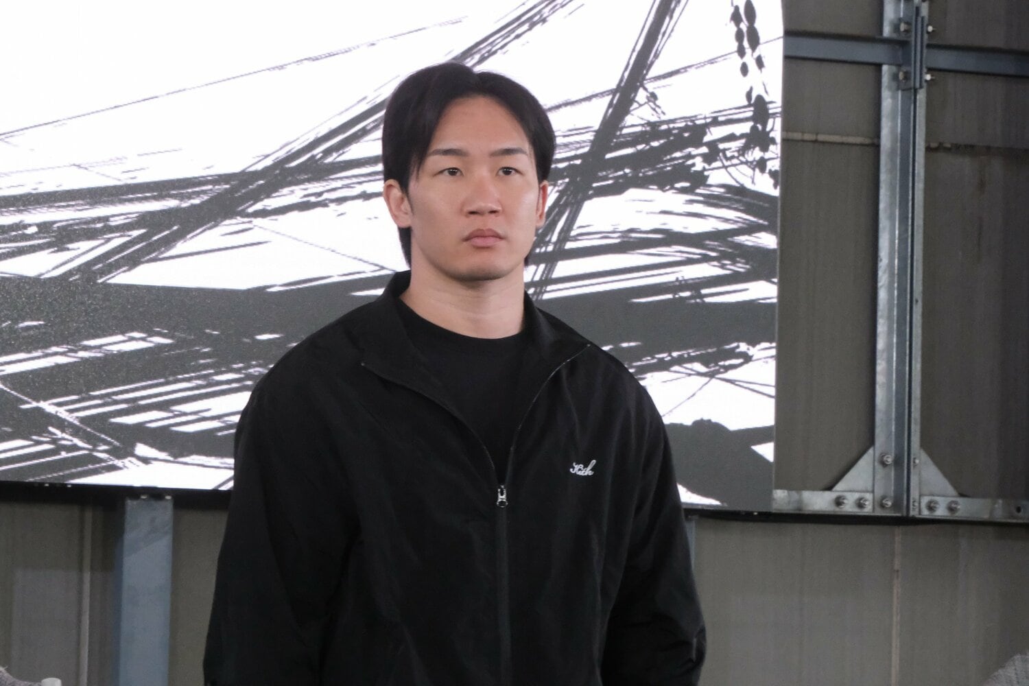 朝倉未来CEOは逮捕者の出場停止を表明　©Norihiro Hashimoto