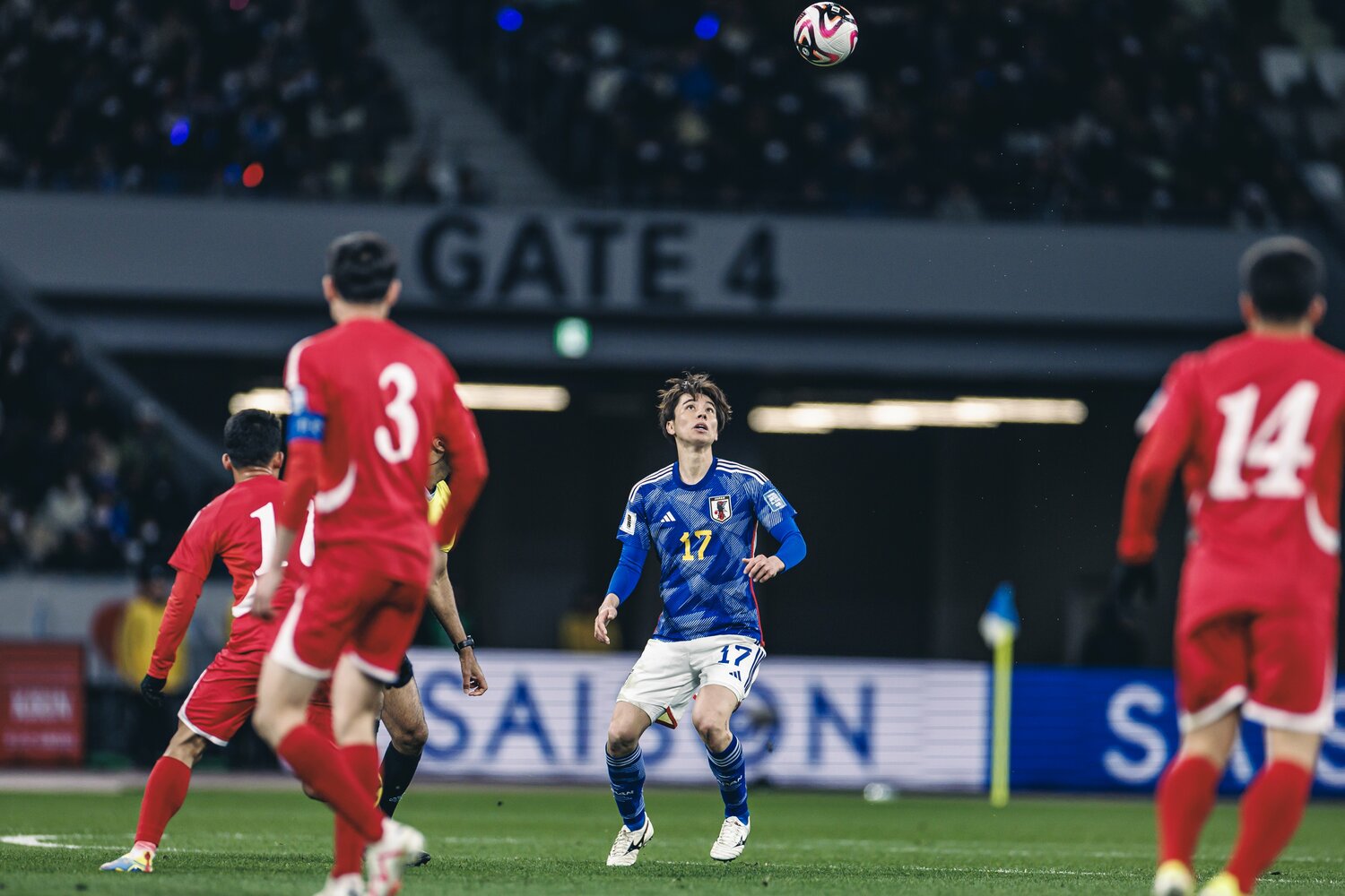 後半は北朝鮮のロングボールに手を焼く展開が続いた　©Kiichi Matsumoto/JMPA