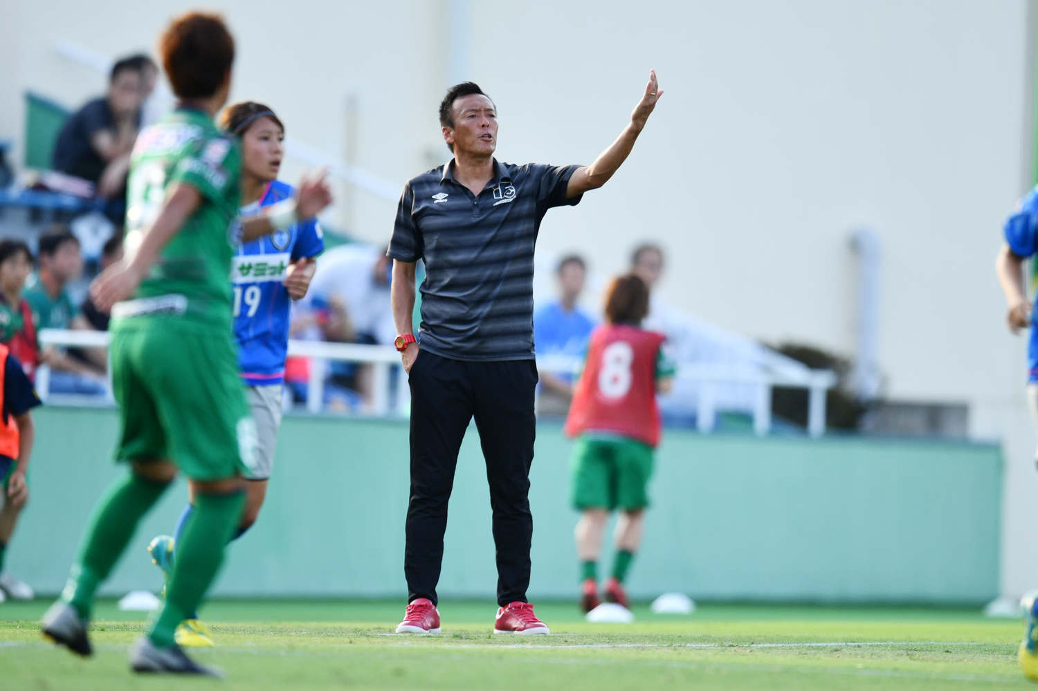 大嶽は今、女子サッカーの指導に心血を注いでいる（2018年撮影） ©MATSUO/AFLO