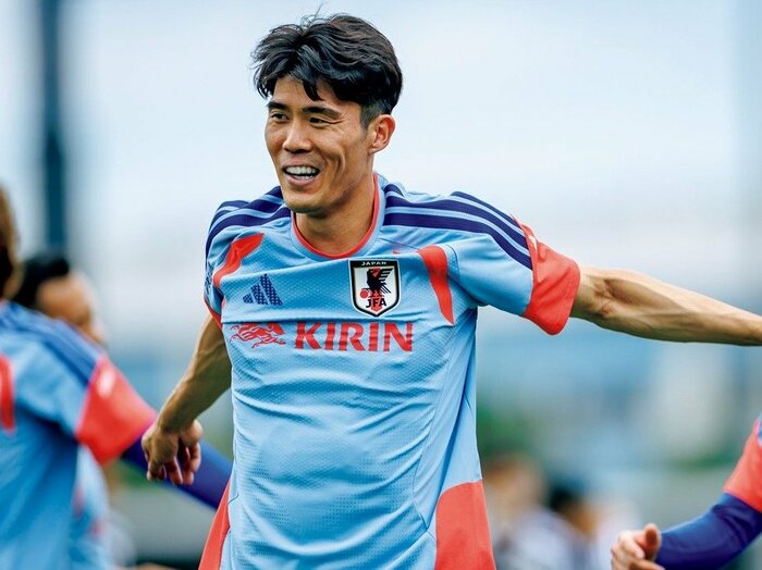 「2年弱サッカーから離れていました」冨安健洋が明かす“怪我との戦い”…イングランド戦を見て感じたこと「W杯優勝を目指すならあのやり方なんだろうな」＜Number Web＞ photograph by Kiichi Matsumoto