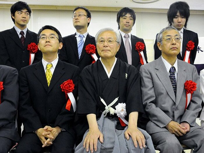 「羽生善治が初登場」1994年名人戦が将棋史の“転換点”だった… 田丸昇九段が語る「米長邦雄vs中原誠」時代と“その後”の秘話<Number Web> photograph by Kyodo News