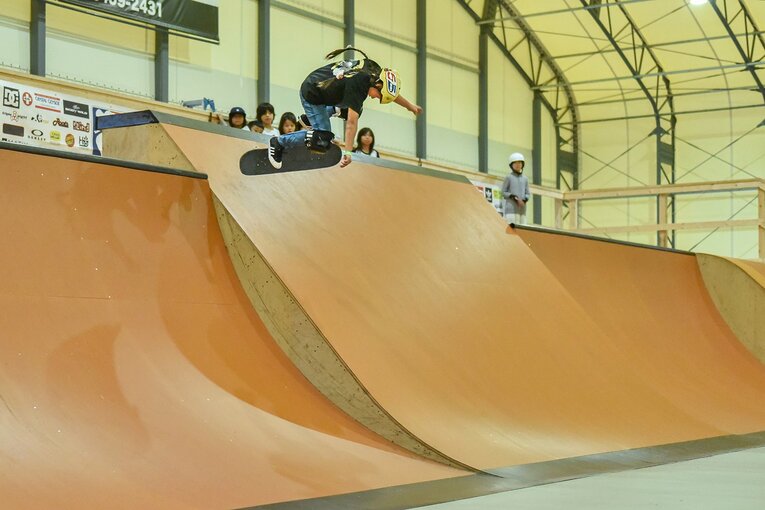 2017年の全日本アマチュア選手権にて。当時はこの長髪三つ編みが彼女のトレードマークだった ©Yoshio Yoshida