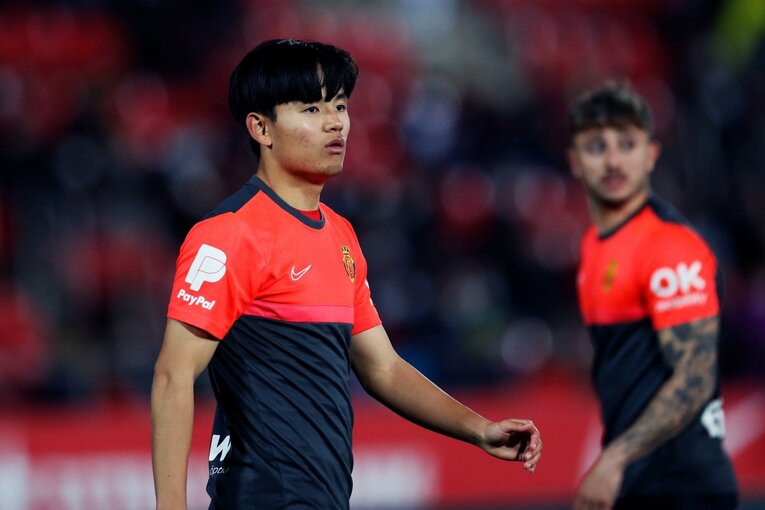 “クボが噛み合わない縦関係”に名手も同情？ 納得できない久保建英の表情、36歳ダビド・シルバの魔術〈撮影者の視点〉(40)